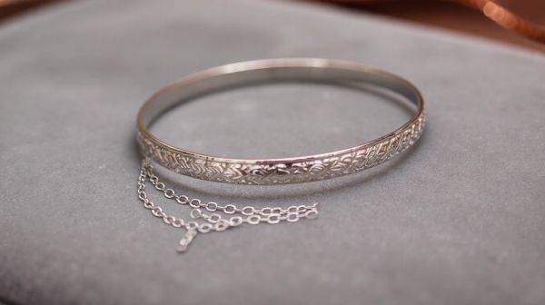 Top 10 bracelets en argent tendance pour être unique